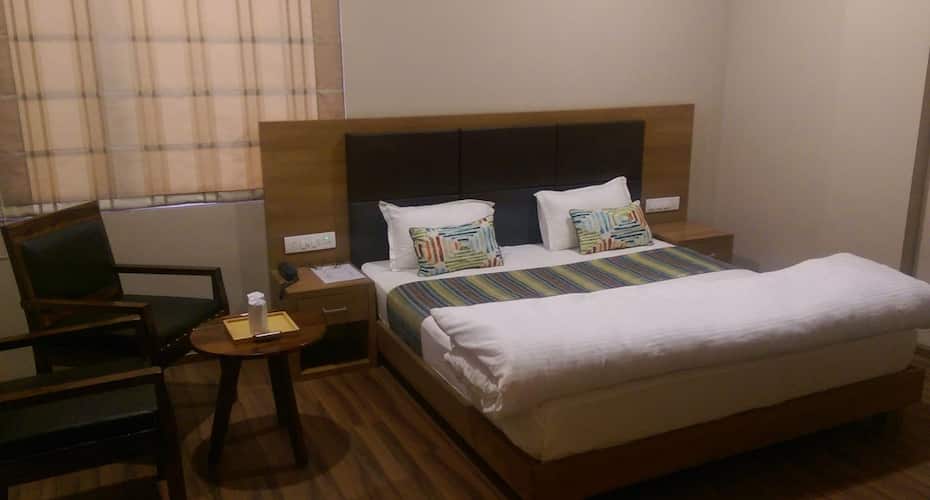 The Premier Hotel, Kota 1